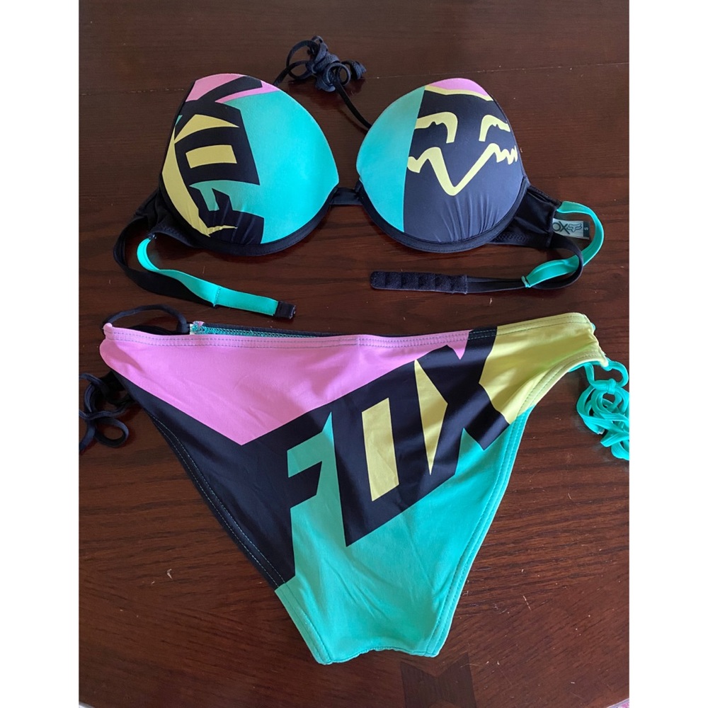 Fox bikini 👙